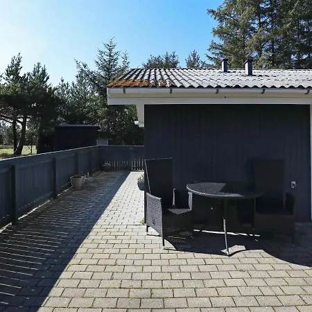 Holiday home Holiday Xliii